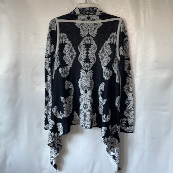 BCBGMaxAzria Ruba Reversible Draped Cardigan Black and White XS/S - Picture 3 of 9